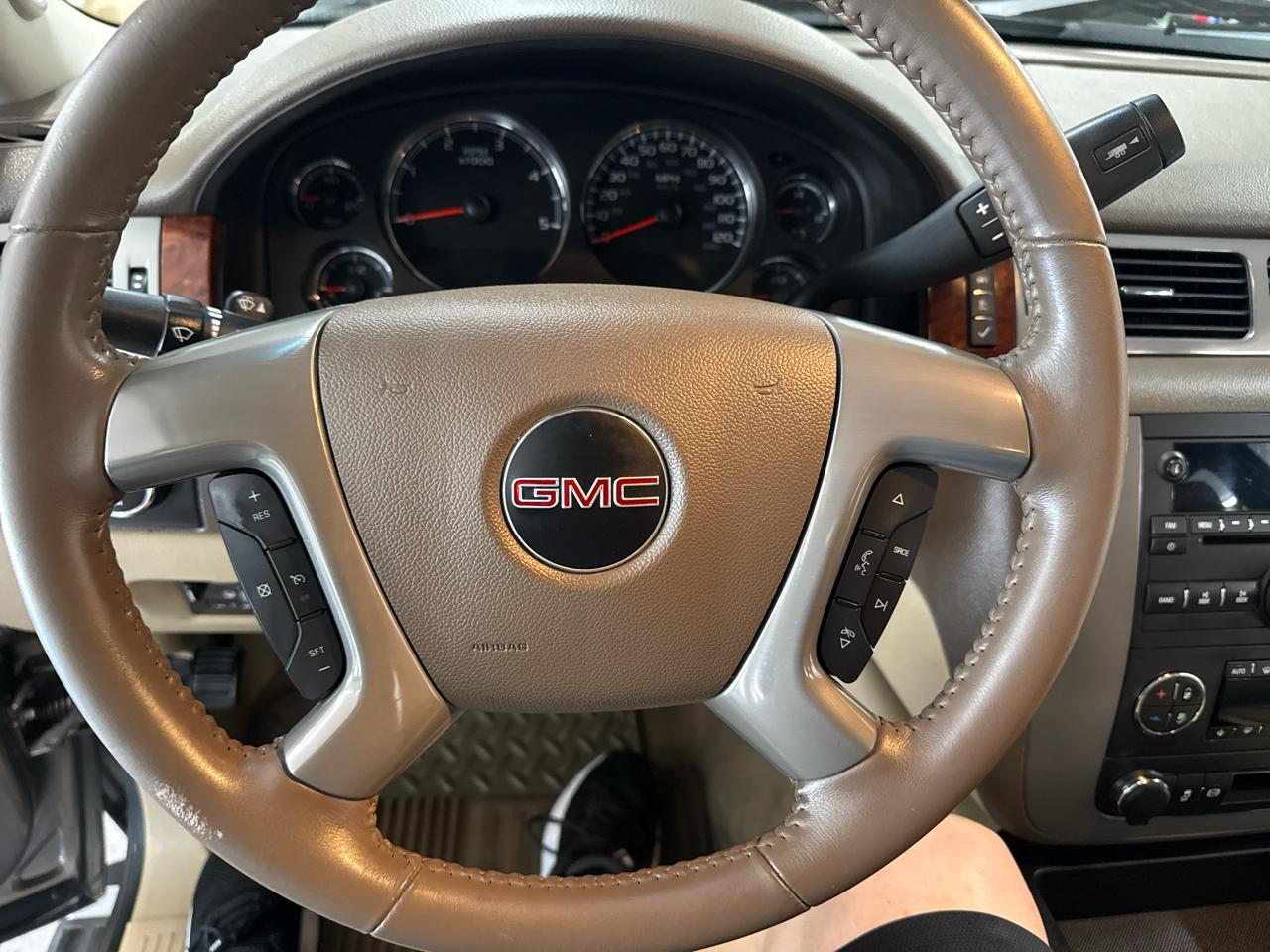 GMC Sierra 2500HD SLT Crew Cab 4WD 2013