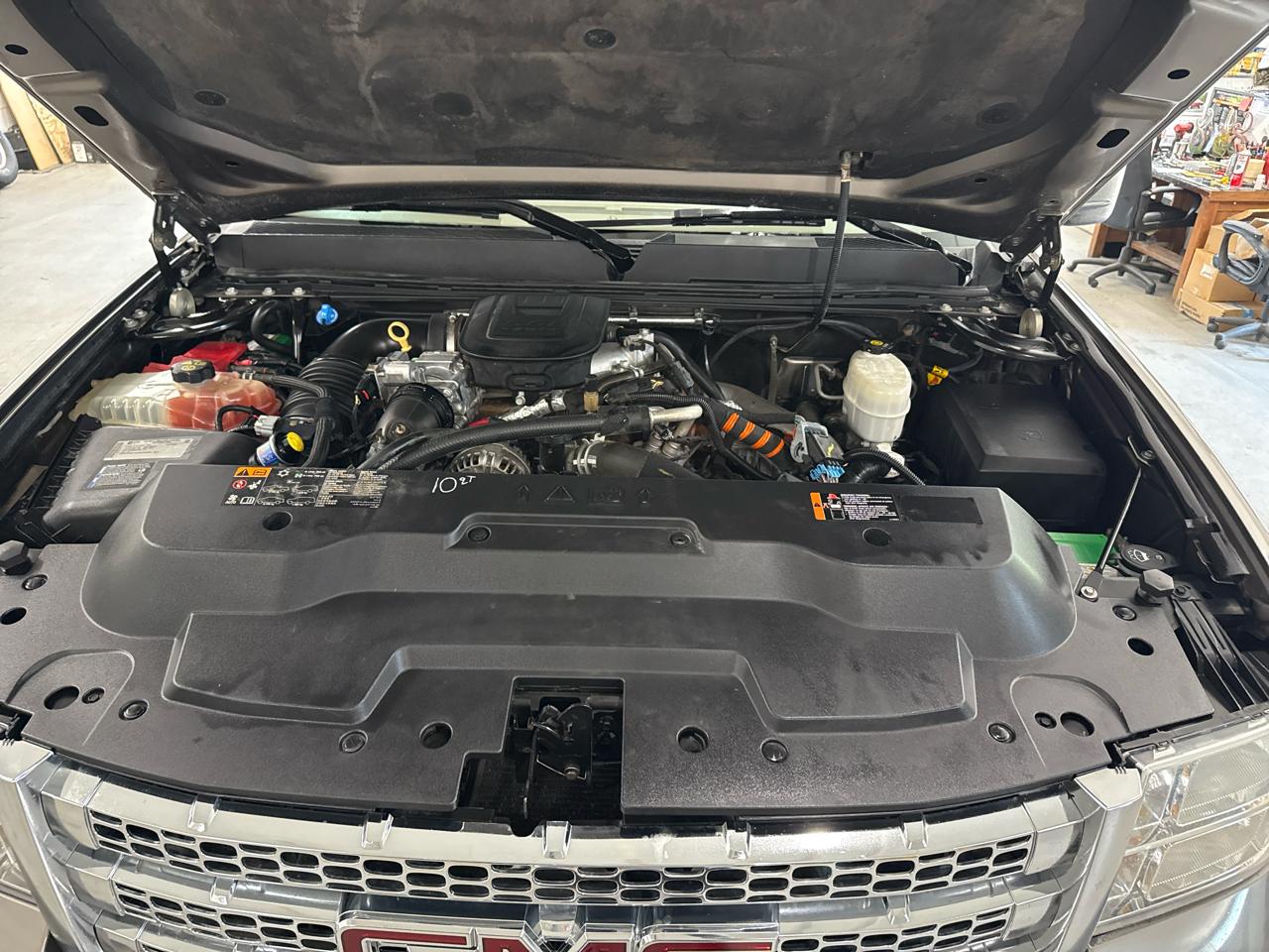 GMC Sierra 2500HD SLT Crew Cab 4WD 2013