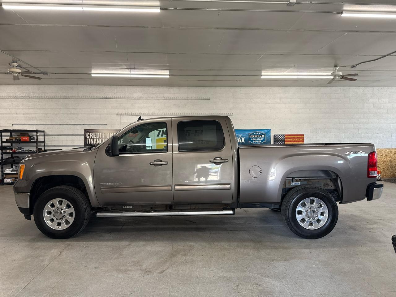 GMC Sierra 2500HD SLT Crew Cab 4WD 2013