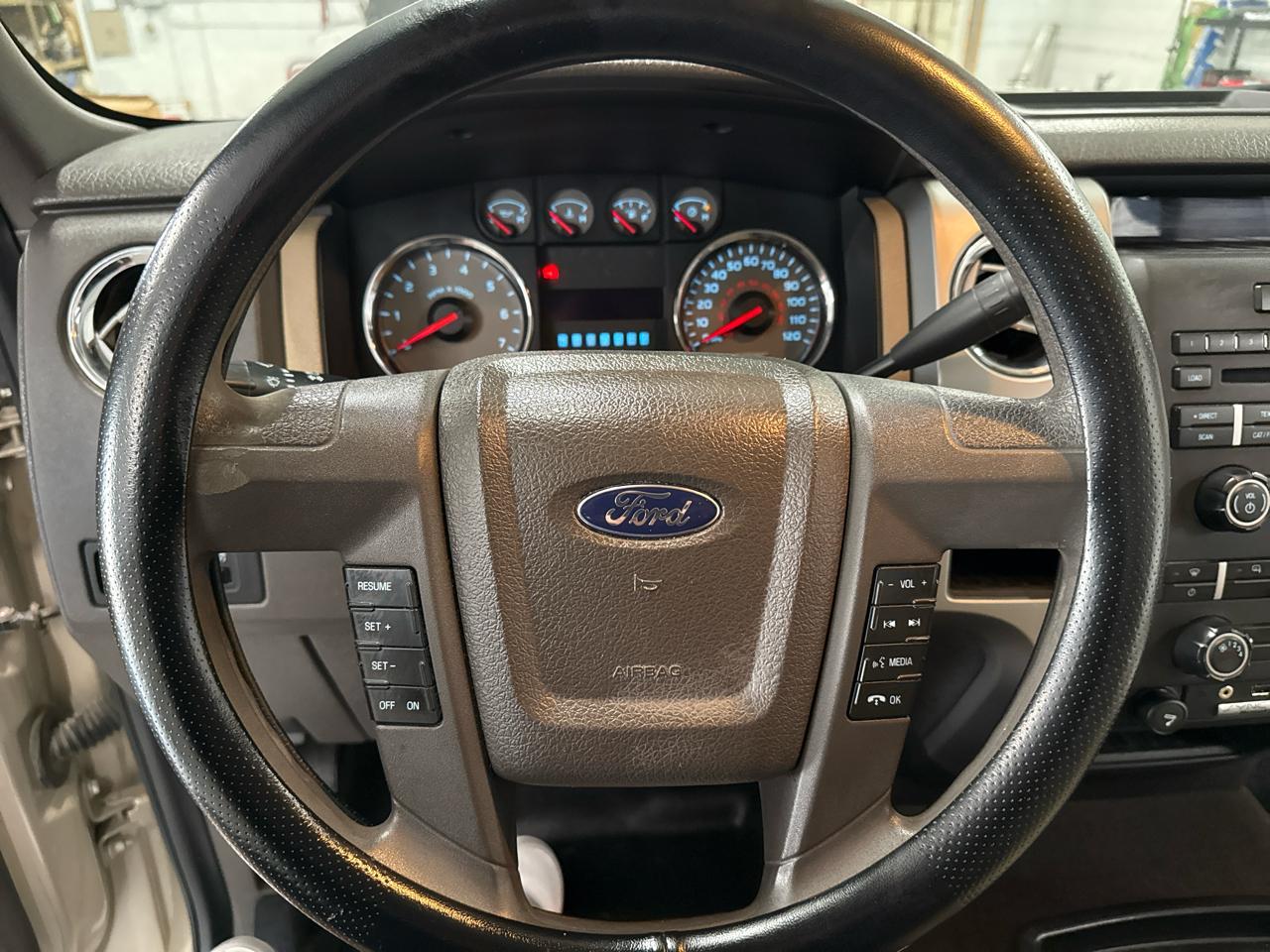 Ford F-150 XLT SuperCrew 4WD 2010