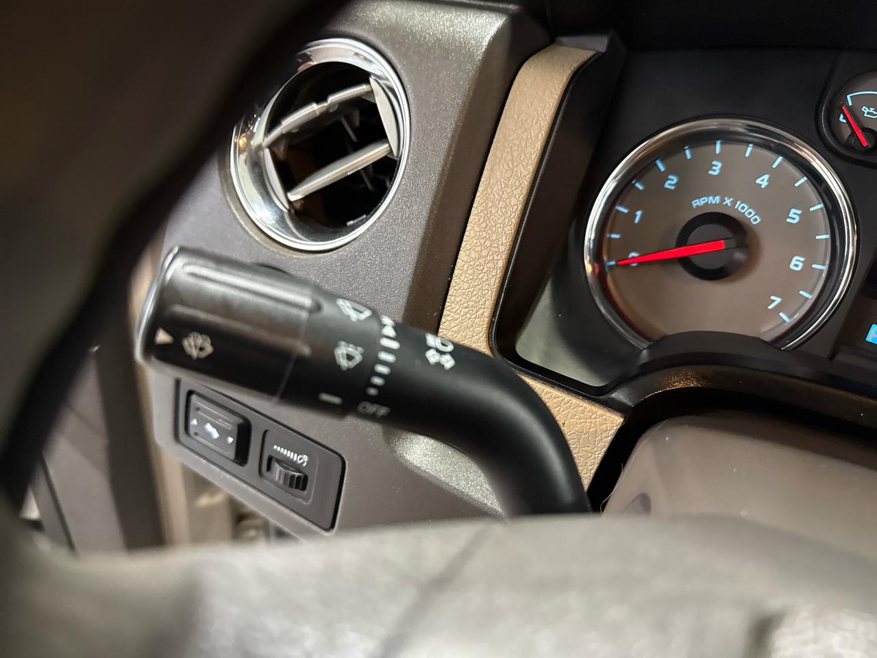 Ford F-150 XLT SuperCrew 4WD 2010