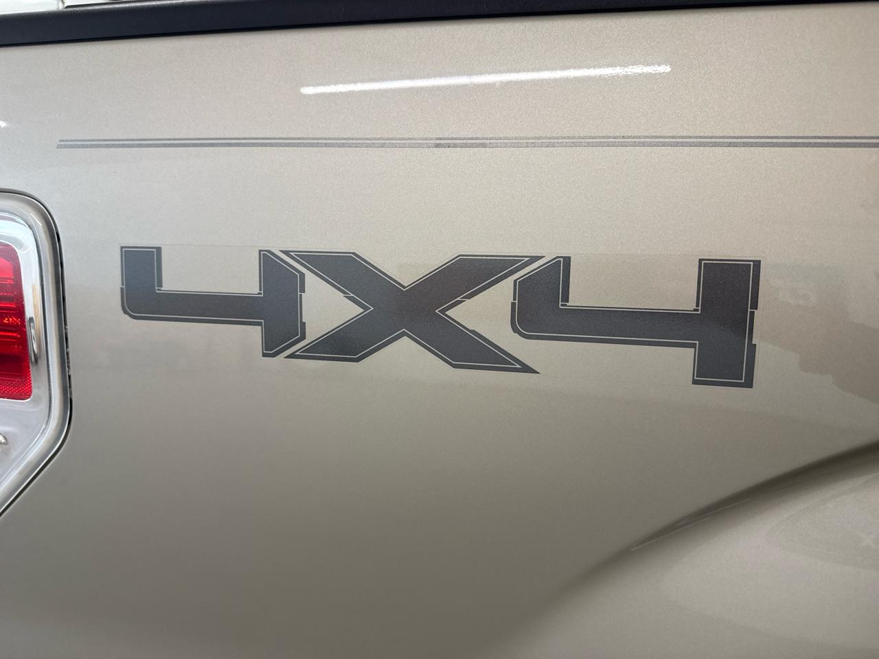 Ford F-150 XLT SuperCrew 4WD 2010
