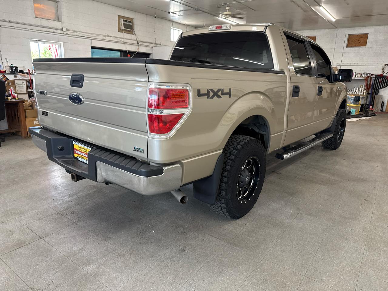 Ford F-150 XLT SuperCrew 4WD 2010