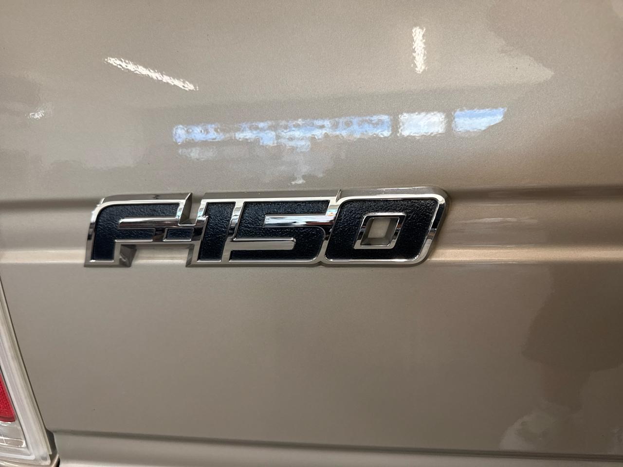 Ford F-150 XLT SuperCrew 4WD 2010