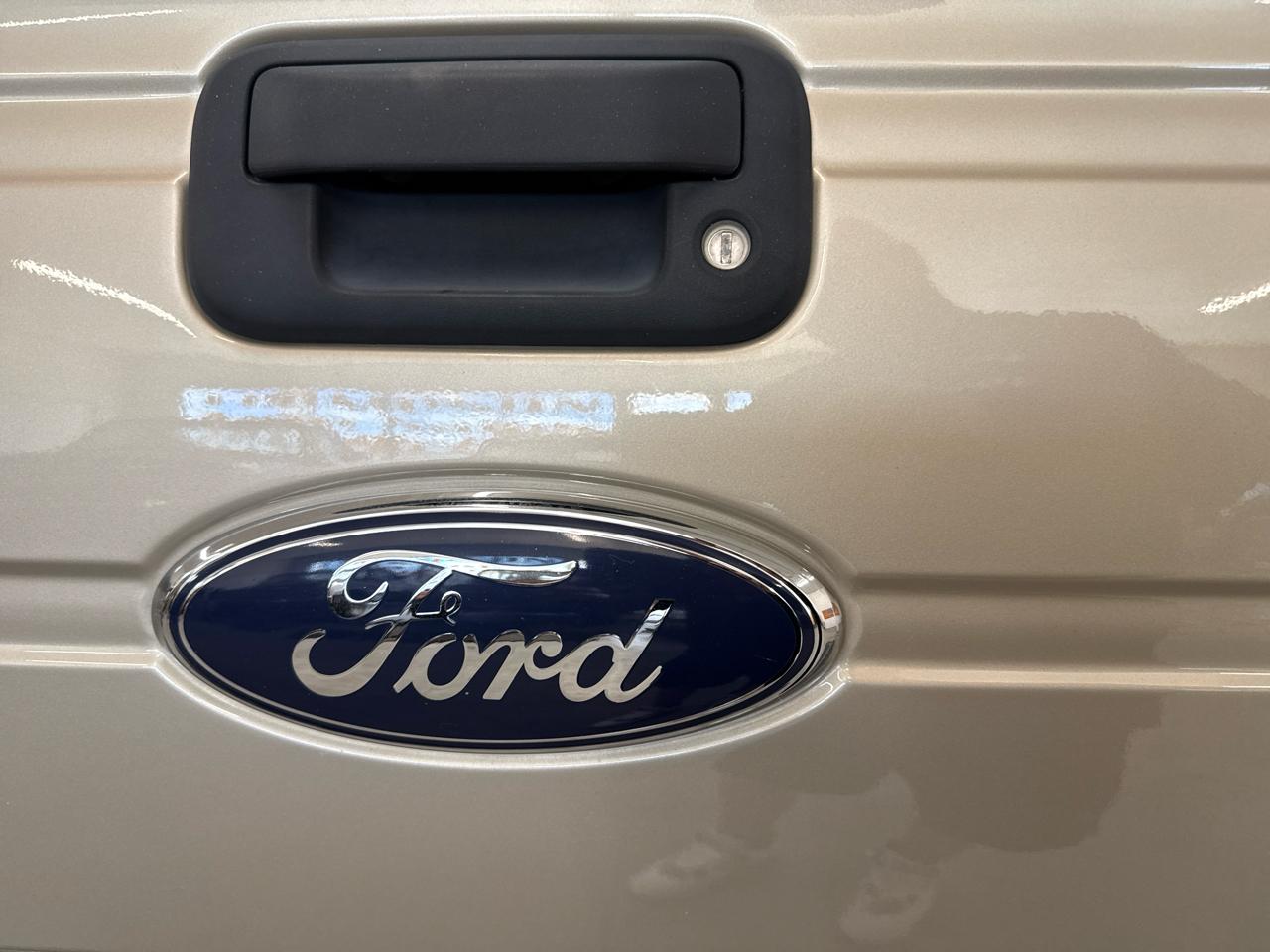 Ford F-150 XLT SuperCrew 4WD 2010