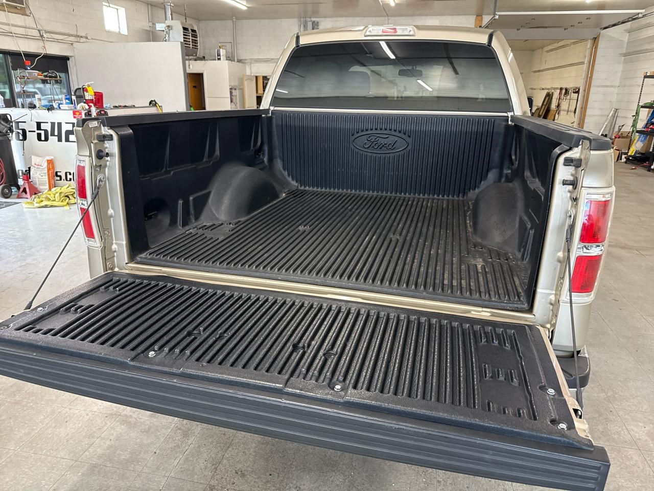 Ford F-150 XLT SuperCrew 4WD 2010