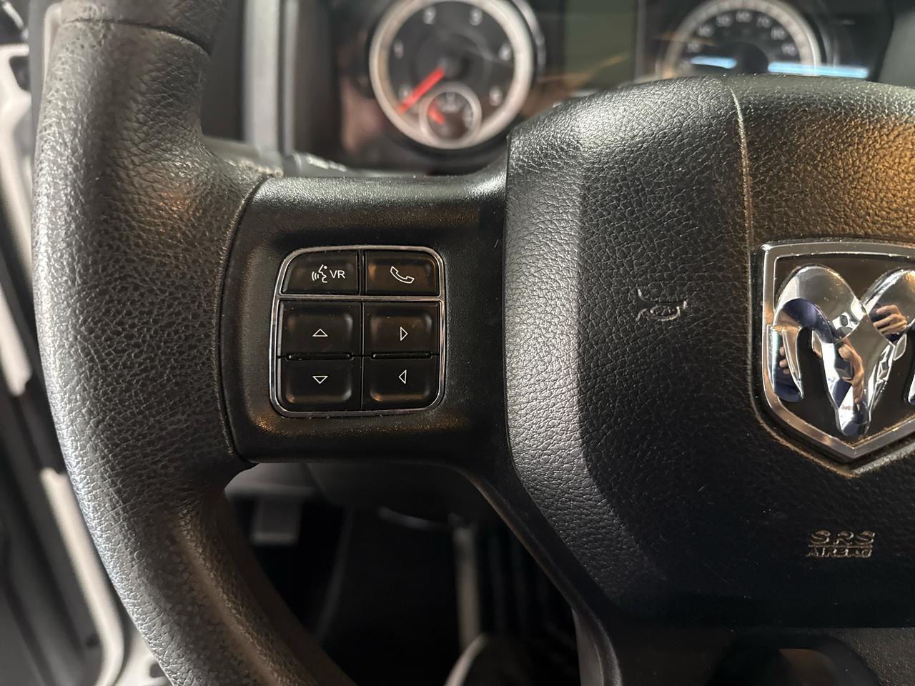 RAM 1500 Classic Crew Cab 4WD 2019
