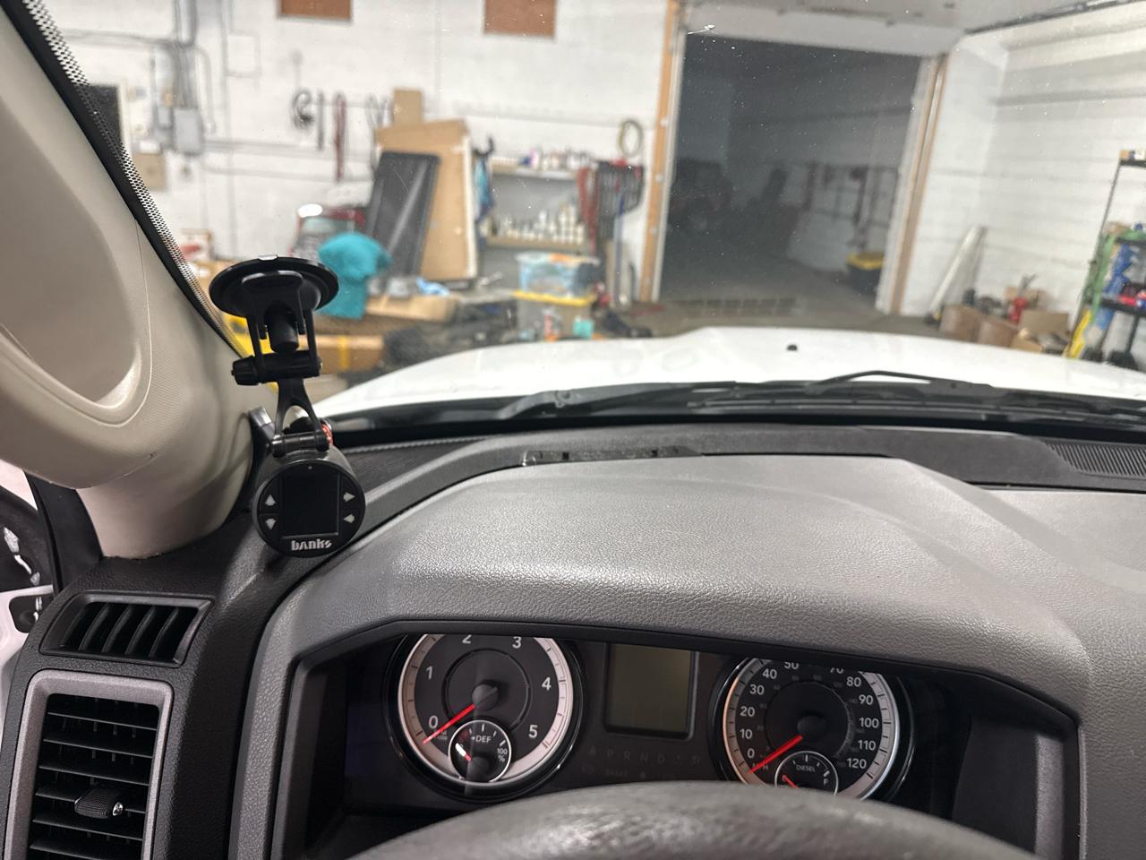 RAM 1500 Classic Crew Cab 4WD 2019