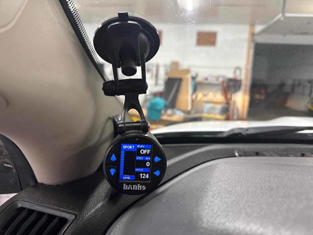 RAM 1500 Classic Crew Cab 4WD 2019