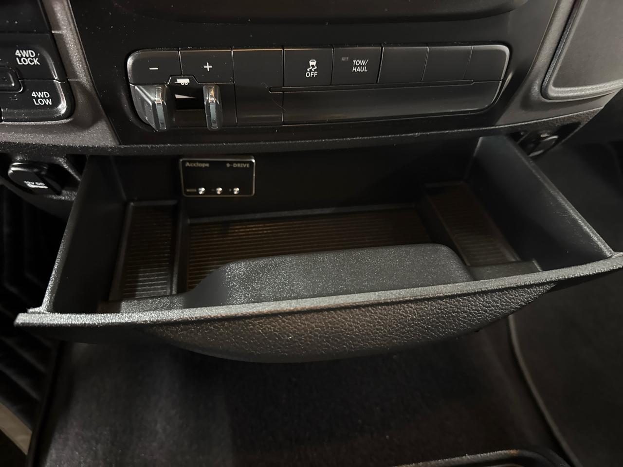 RAM 1500 Classic Crew Cab 4WD 2019