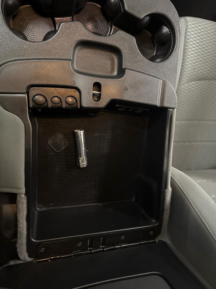 RAM 1500 Classic Crew Cab 4WD 2019