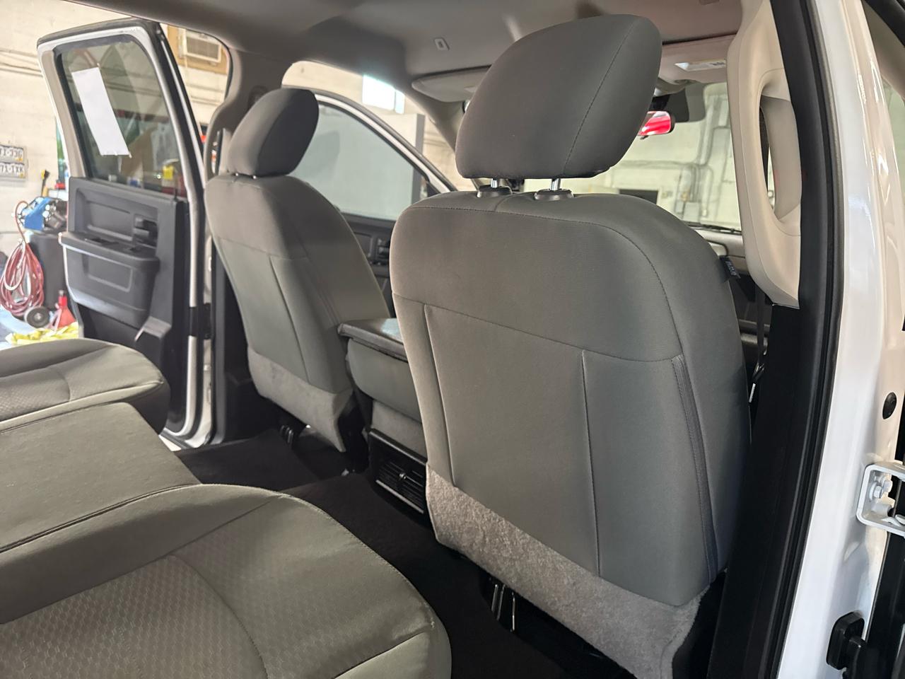 RAM 1500 Classic Crew Cab 4WD 2019