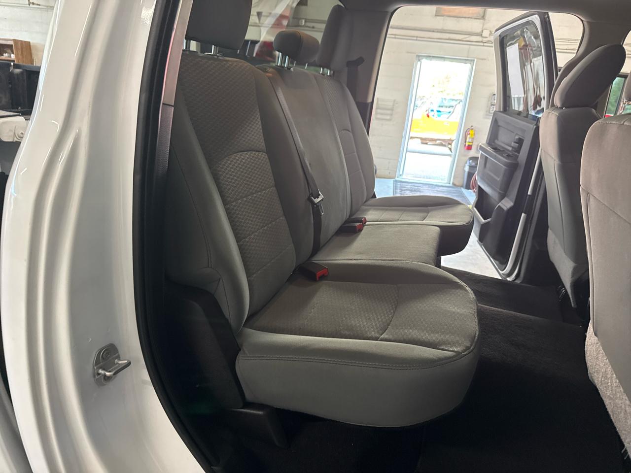 RAM 1500 Classic Crew Cab 4WD 2019