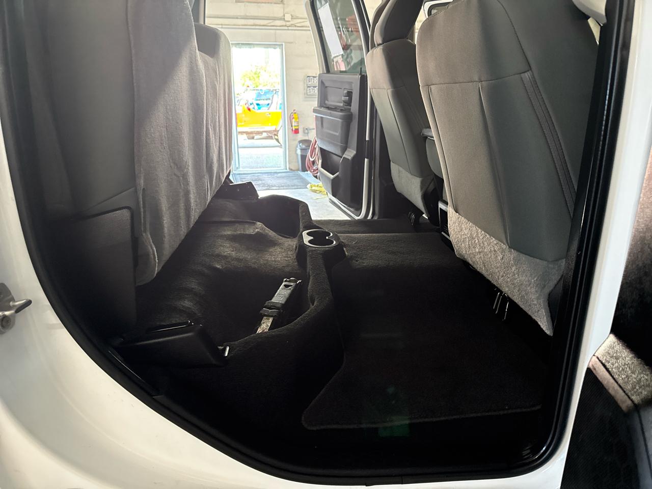 RAM 1500 Classic Crew Cab 4WD 2019