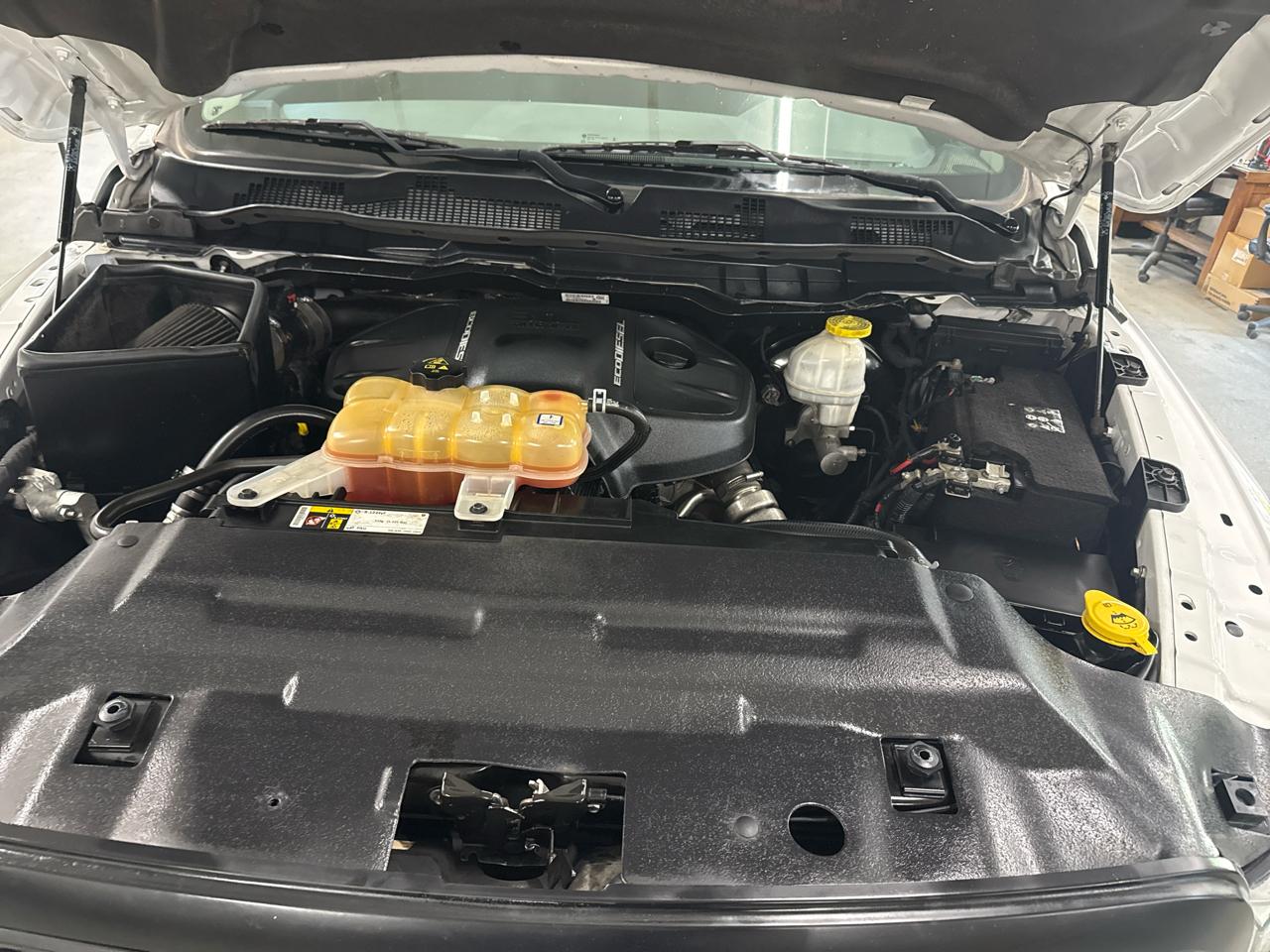 RAM 1500 Classic Crew Cab 4WD 2019