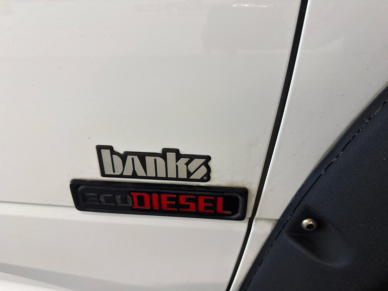 RAM 1500 Classic Crew Cab 4WD 2019