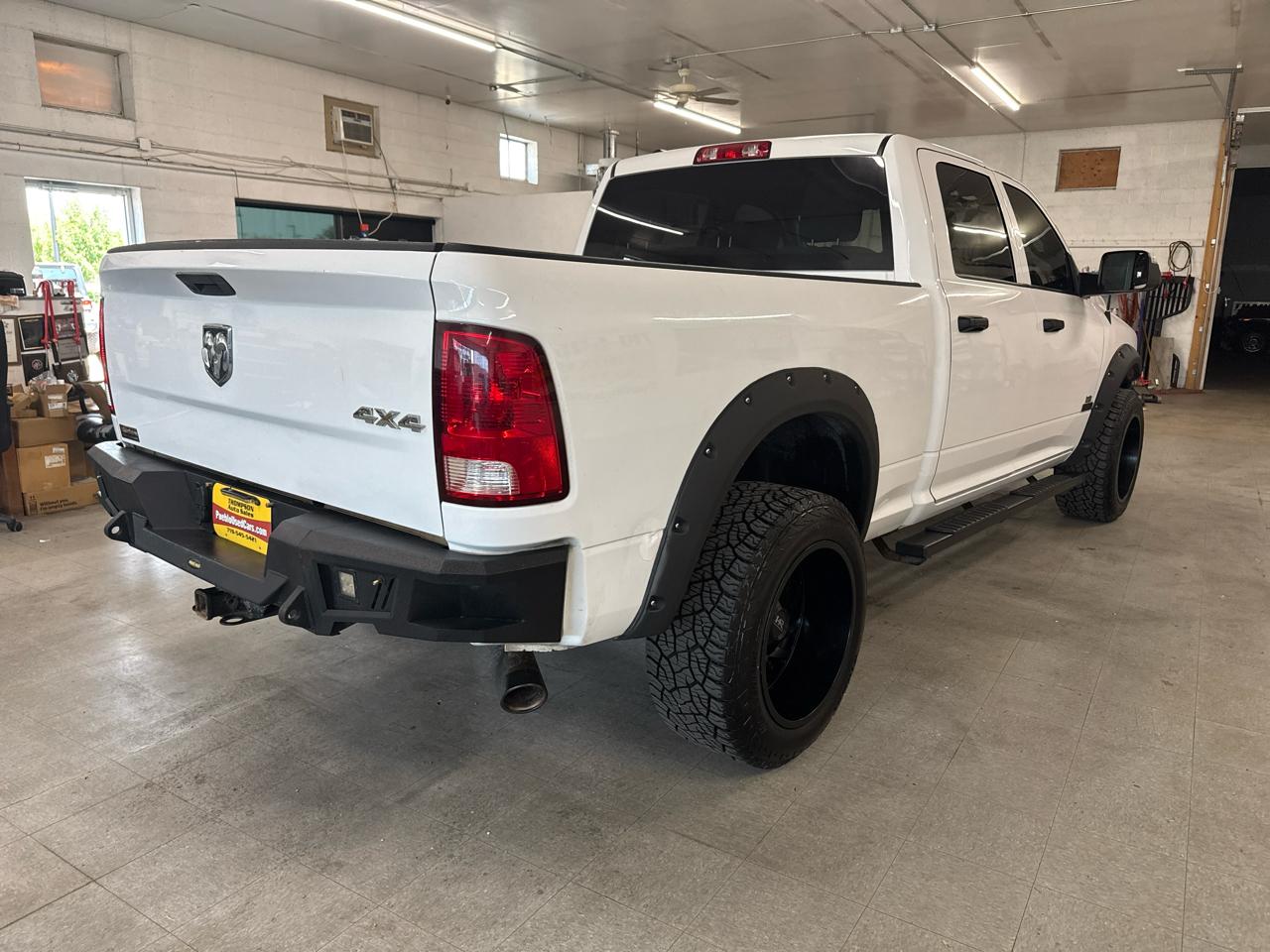 RAM 1500 Classic Crew Cab 4WD 2019