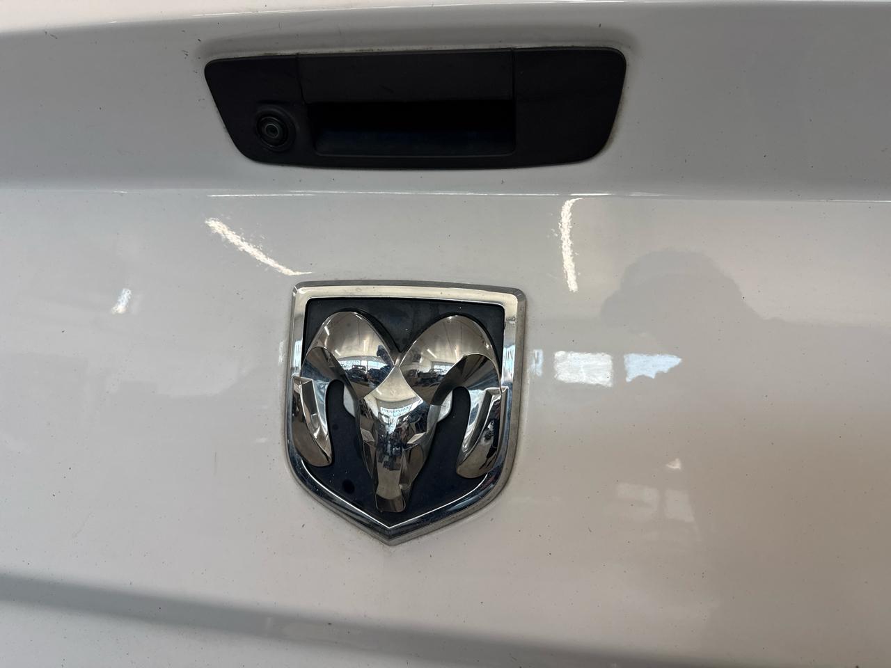 RAM 1500 Classic Crew Cab 4WD 2019