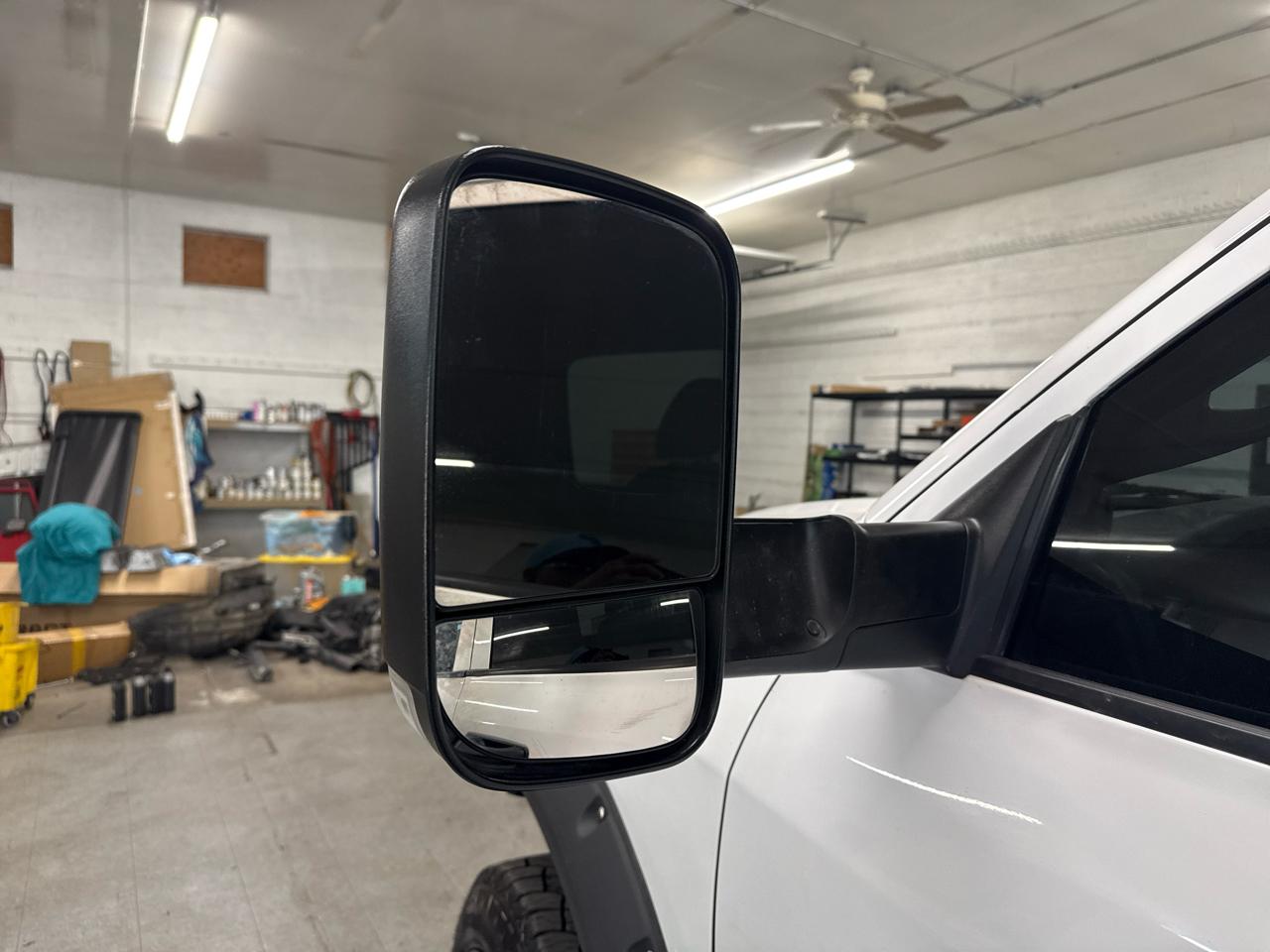 RAM 1500 Classic Crew Cab 4WD 2019