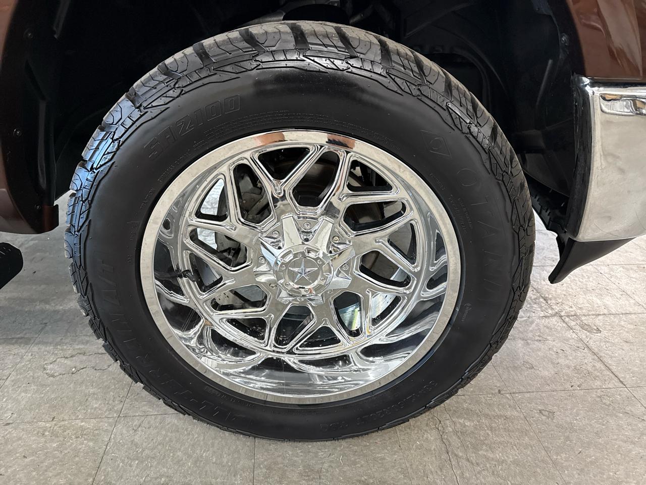 RAM 1500 Laramie Crew Cab 4WD 2014