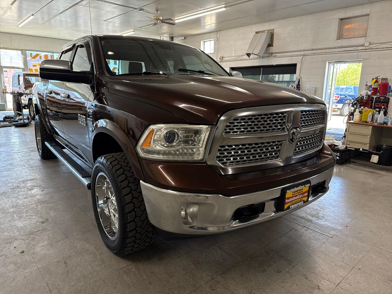 RAM 1500 Laramie Crew Cab 4WD 2014