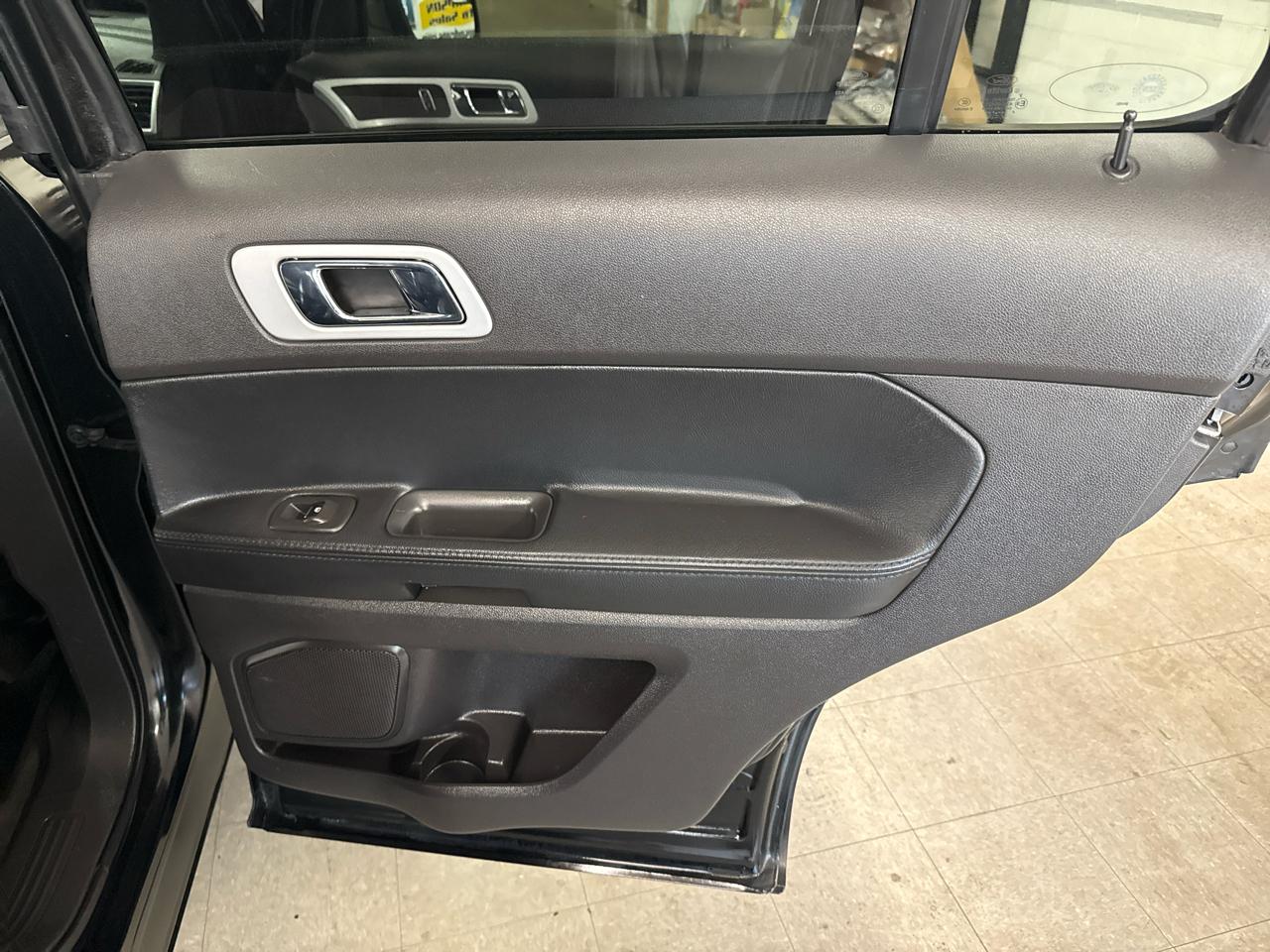 Ford Explorer XLT 4WD 2015