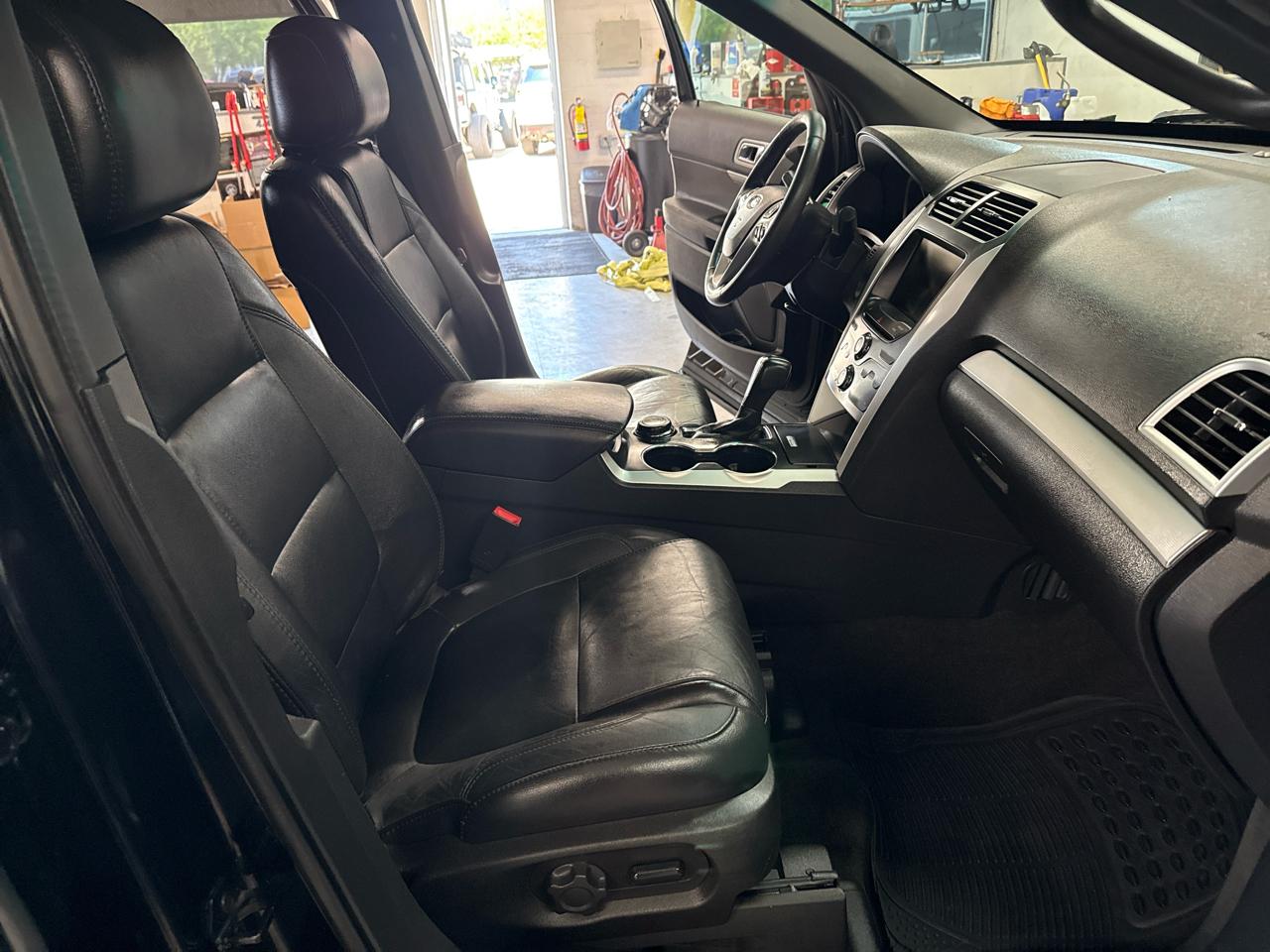 Ford Explorer XLT 4WD 2015