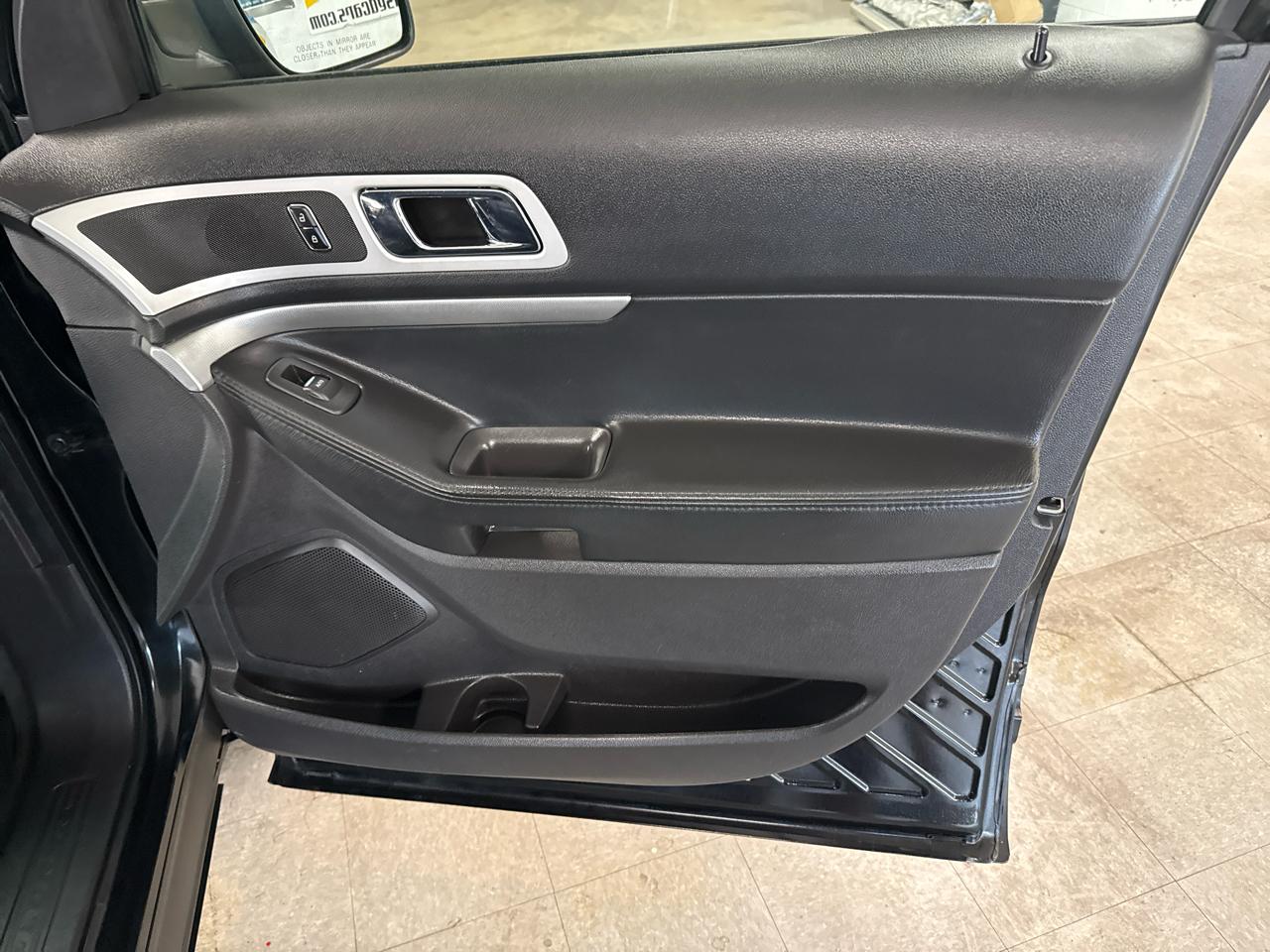 Ford Explorer XLT 4WD 2015