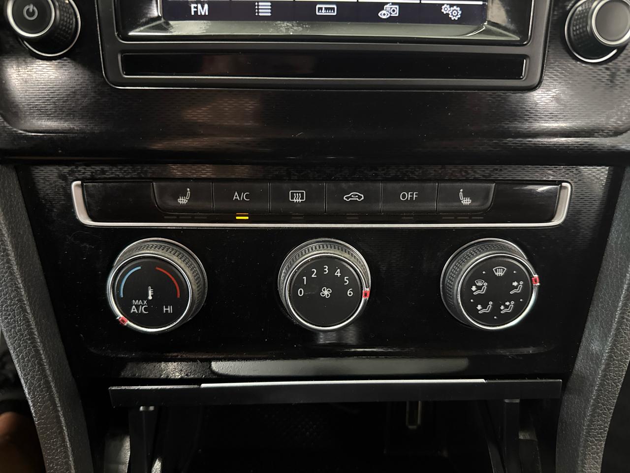 Volkswagen GTI  2015