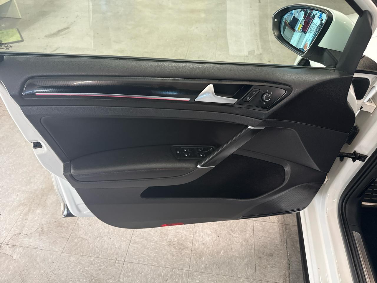 Volkswagen GTI  2015