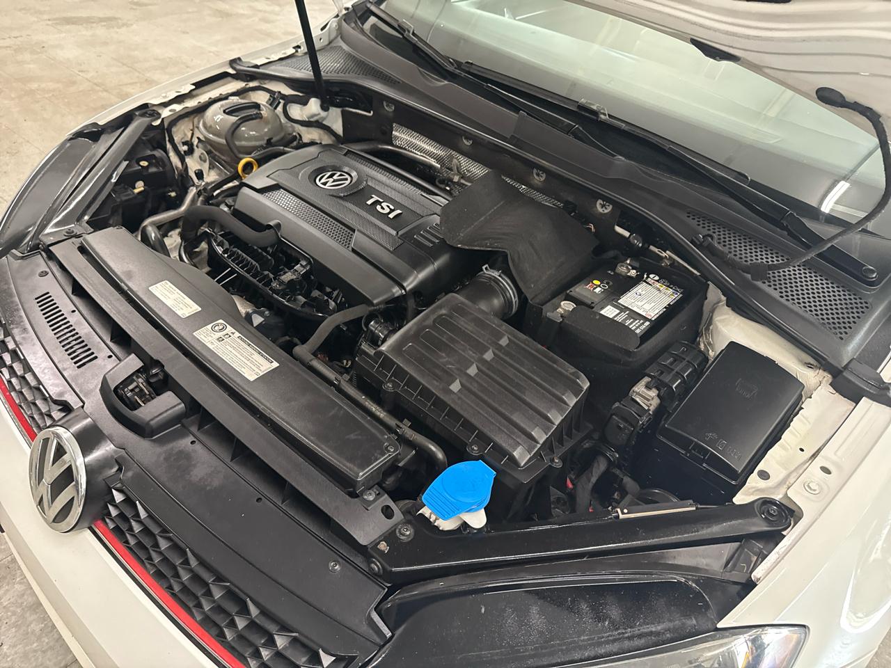Volkswagen GTI  2015