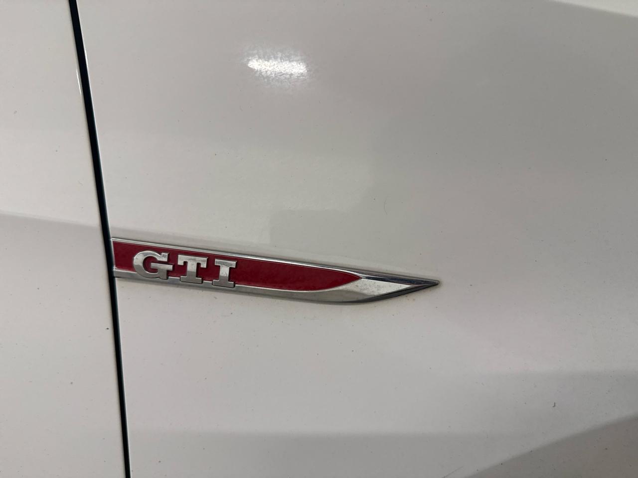 Volkswagen GTI  2015