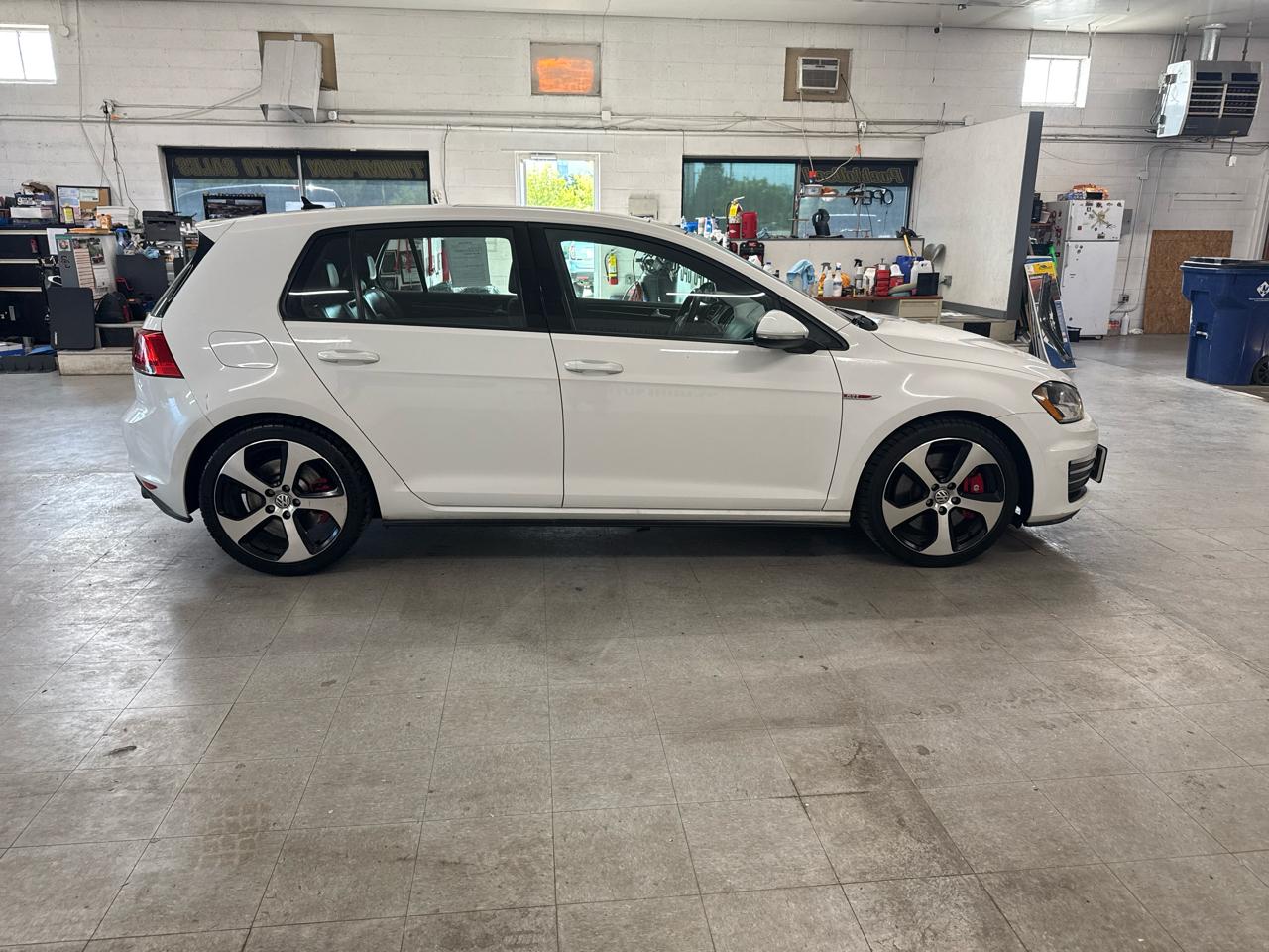 Volkswagen GTI  2015