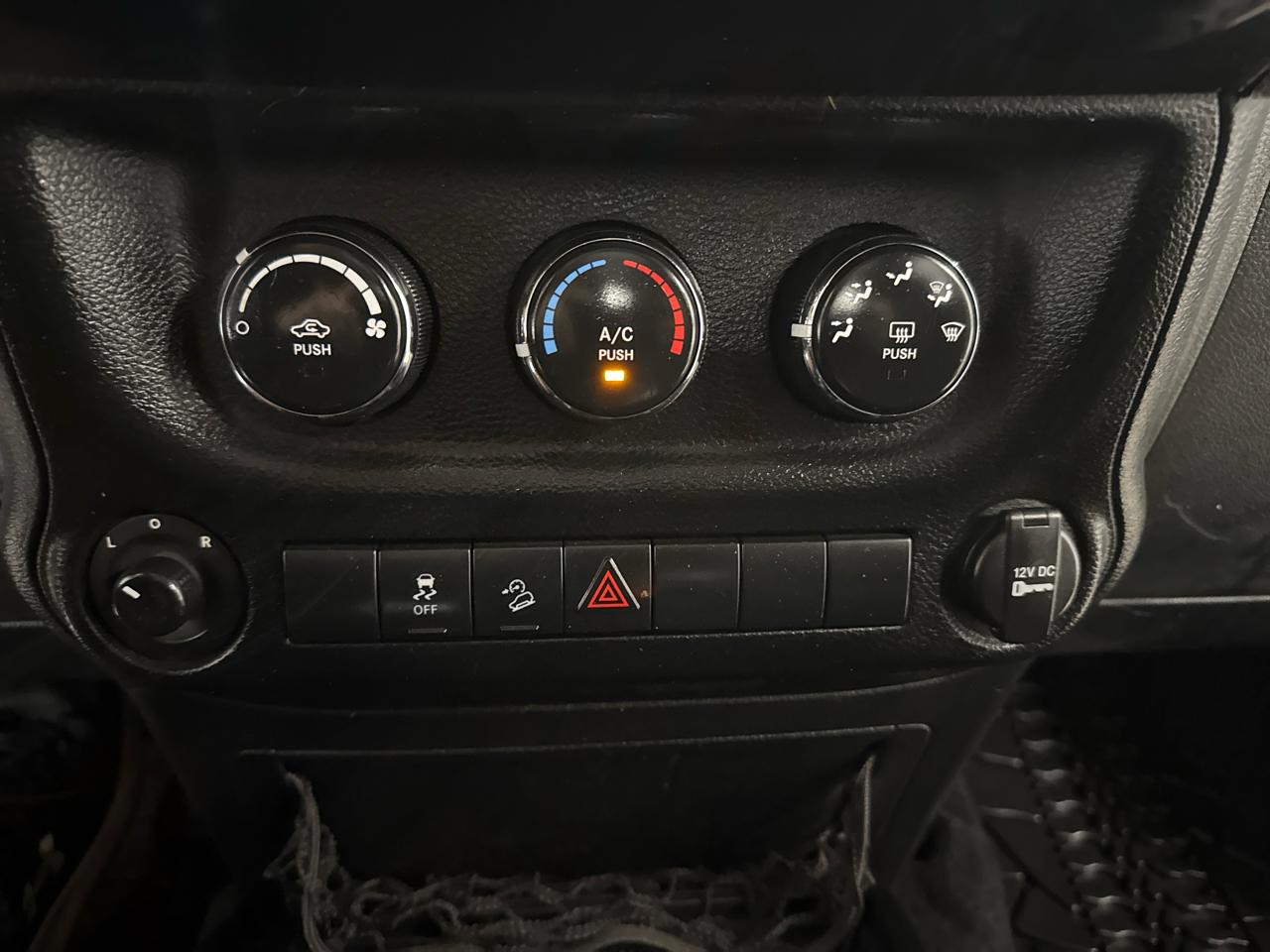Jeep Wrangler Unlimited Sport 4WD 2012
