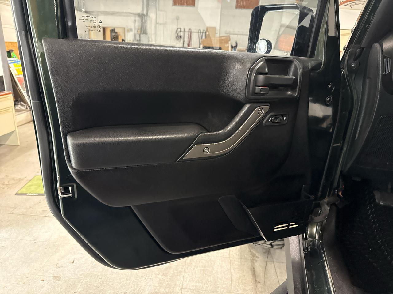 Jeep Wrangler Unlimited Sport 4WD 2012