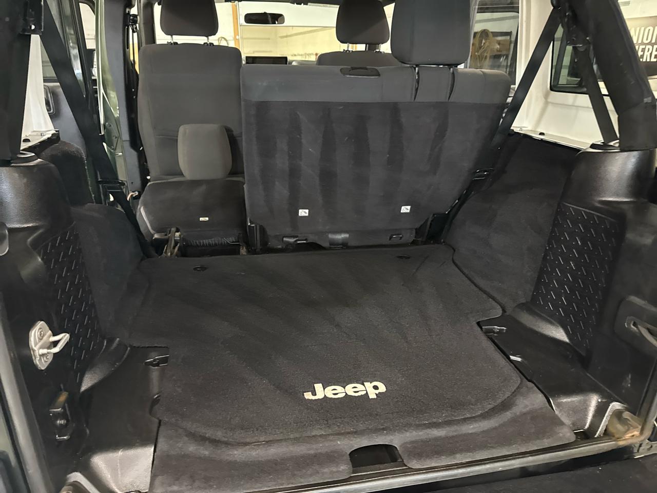 Jeep Wrangler Unlimited Sport 4WD 2012
