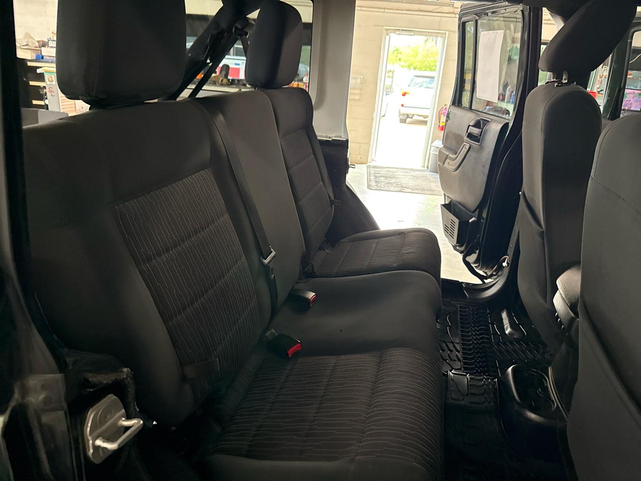 Jeep Wrangler Unlimited Sport 4WD 2012