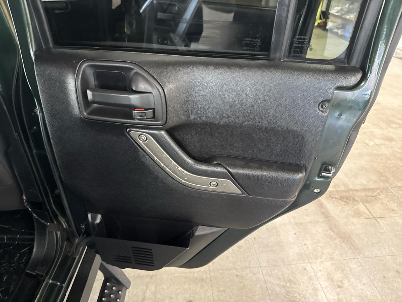 Jeep Wrangler Unlimited Sport 4WD 2012