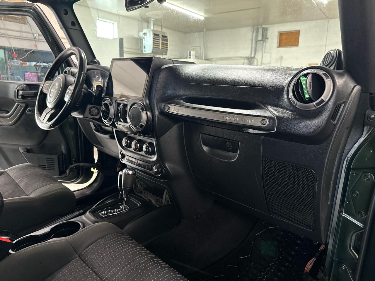 Jeep Wrangler Unlimited Sport 4WD 2012