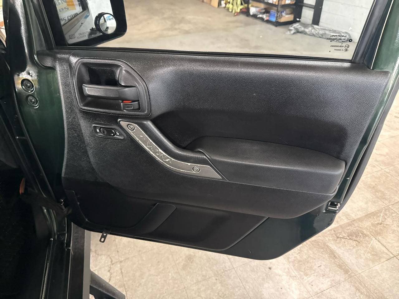 Jeep Wrangler Unlimited Sport 4WD 2012