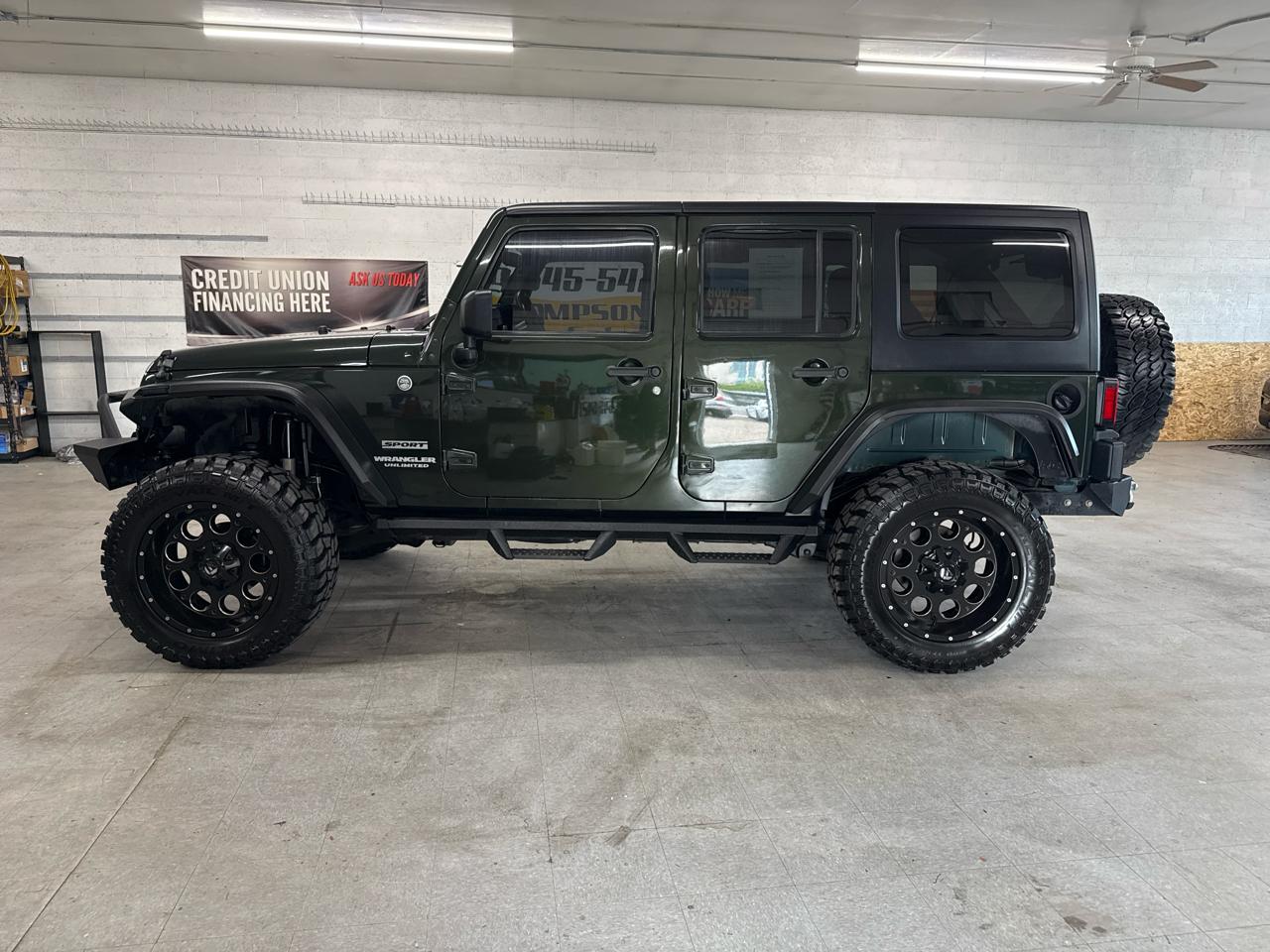 Jeep Wrangler Unlimited Sport 4WD 2012