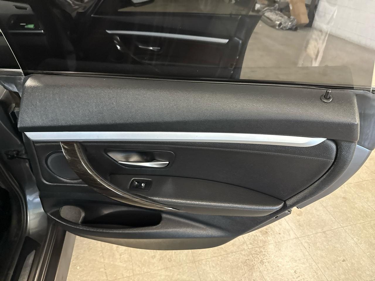 BMW 3-Series Gran Turismo 328i xDrive 2016