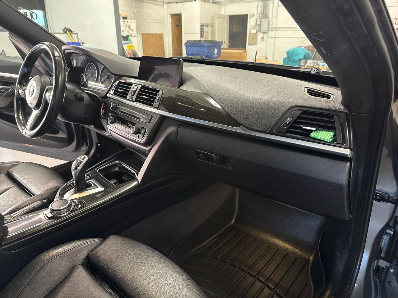 BMW 3-Series Gran Turismo 328i xDrive 2016