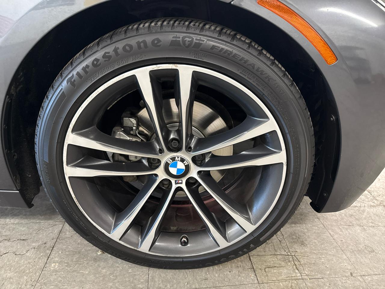 BMW 3-Series Gran Turismo 328i xDrive 2016
