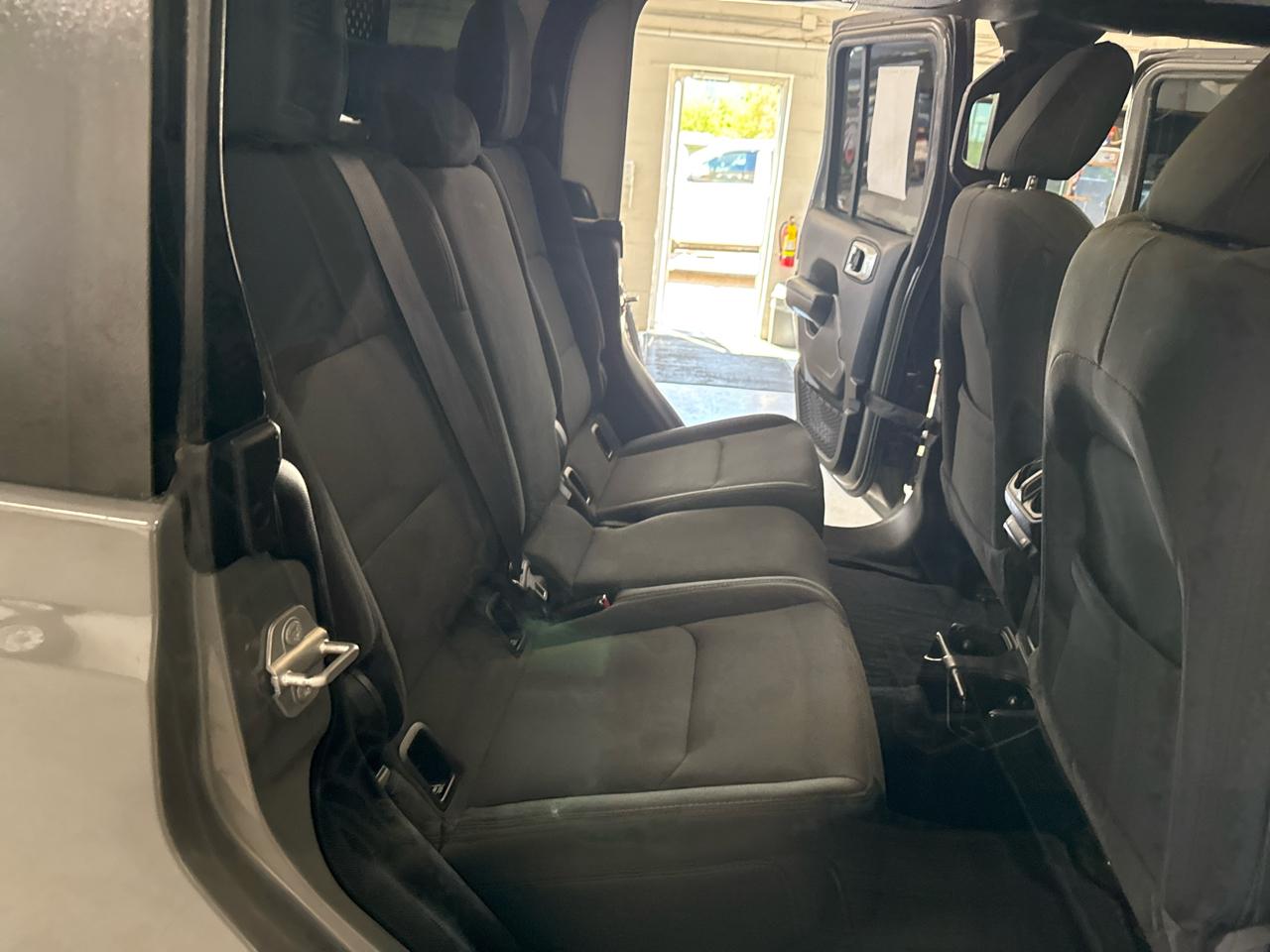 Jeep Gladiator Sport S 4x4 2022