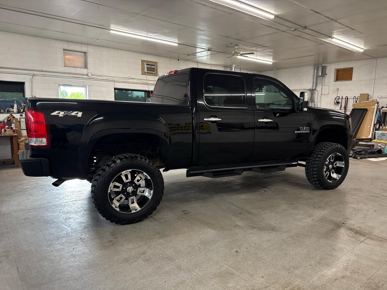 GMC Sierra 1500 SLE Crew Cab 4WD 2012