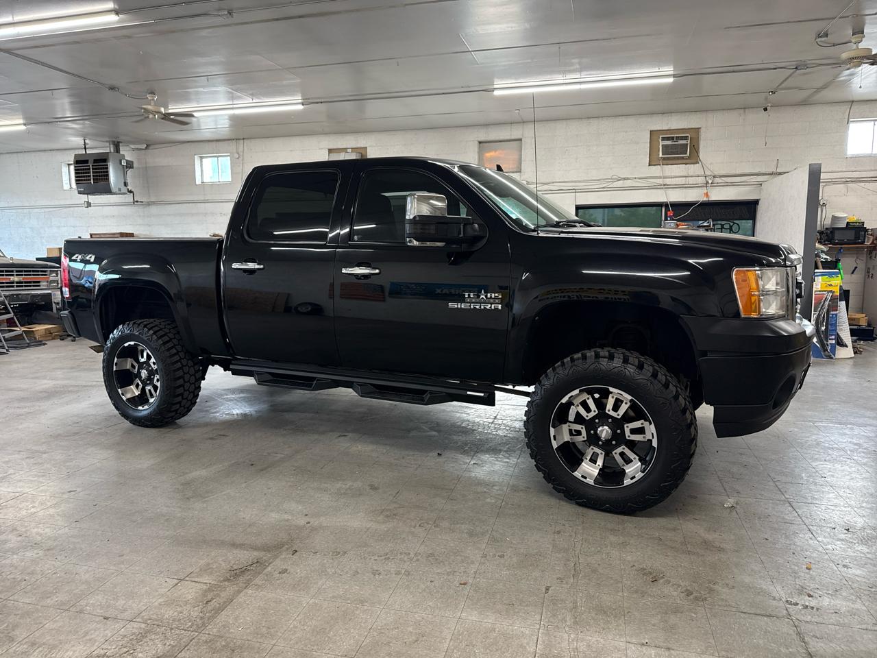 GMC Sierra 1500 SLE Crew Cab 4WD 2012