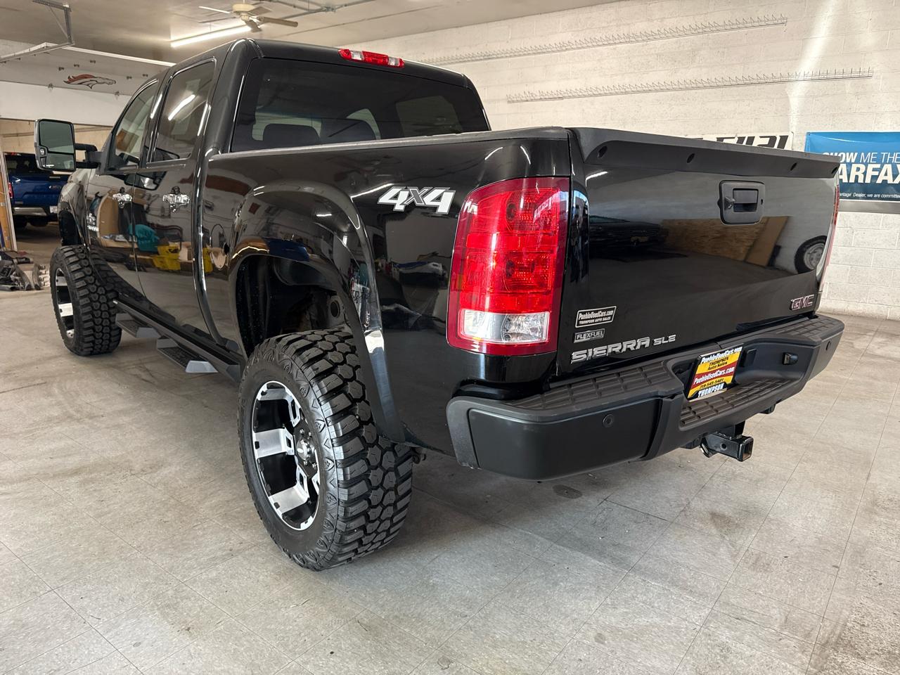 GMC Sierra 1500 SLE Crew Cab 4WD 2012