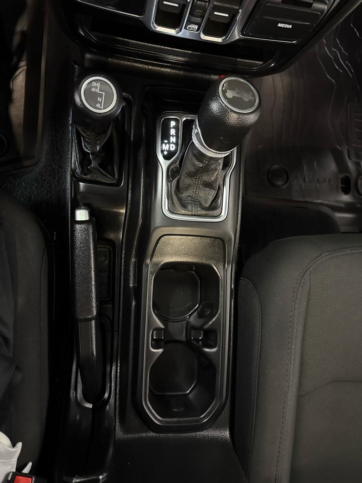Jeep Wrangler  2022
