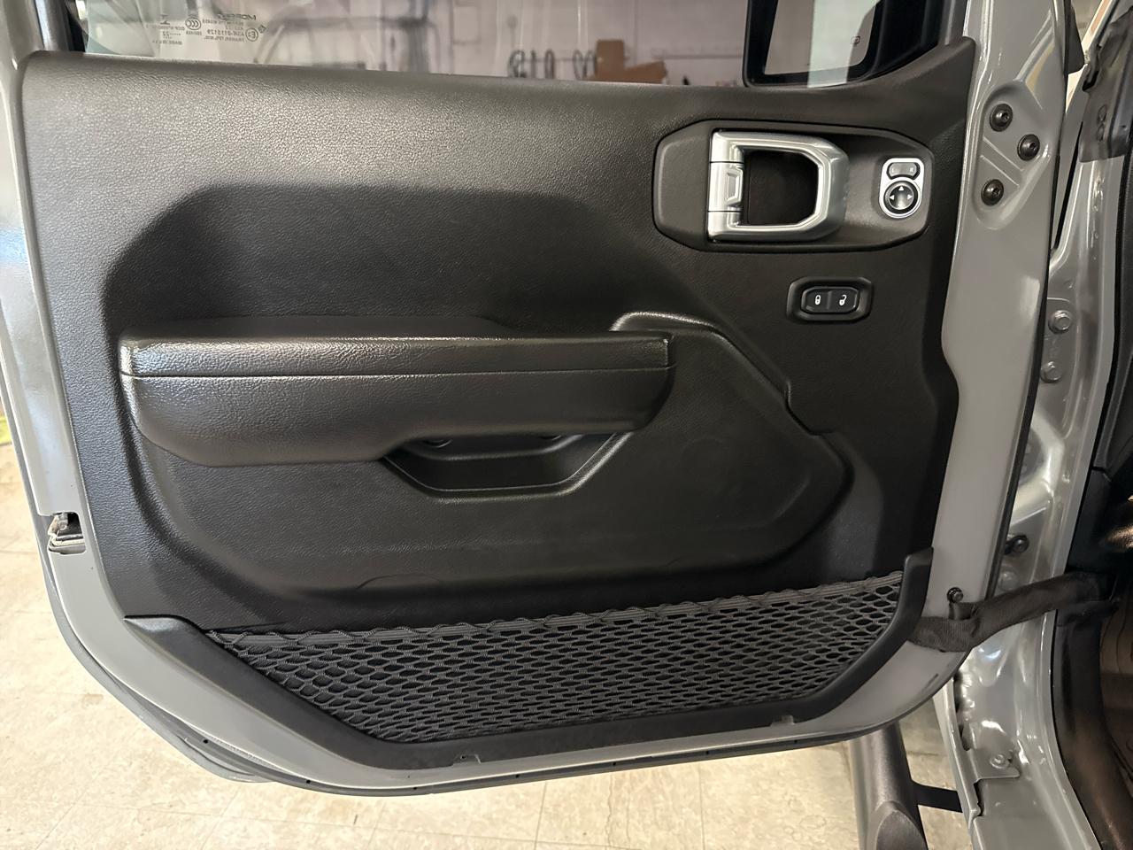 Jeep Wrangler  2022